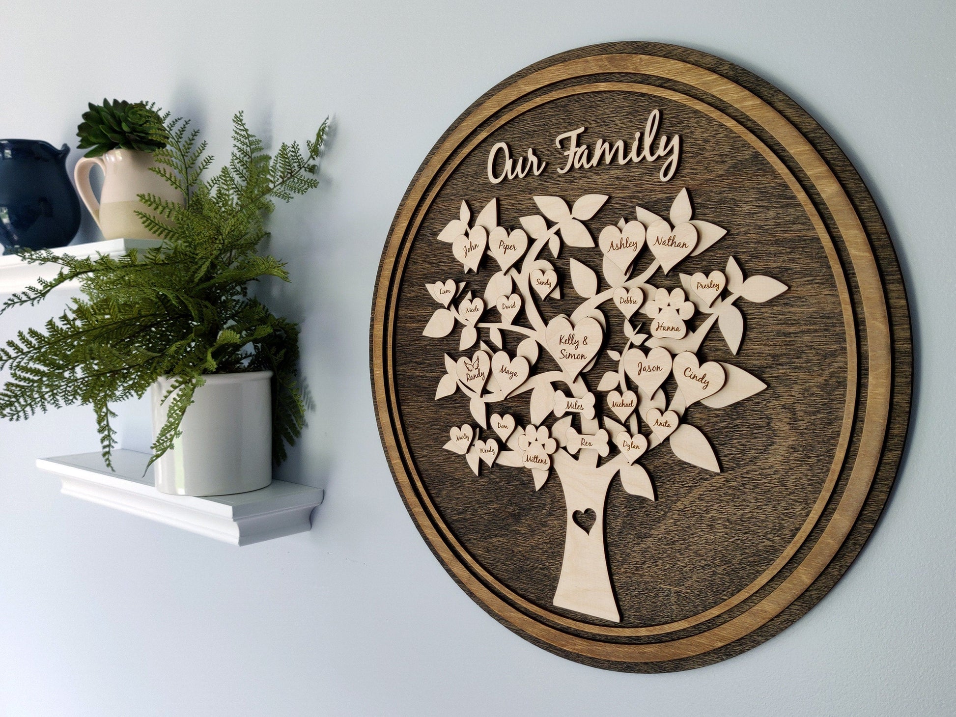 Personalized Wooden Family Tree - Dreamy Custom