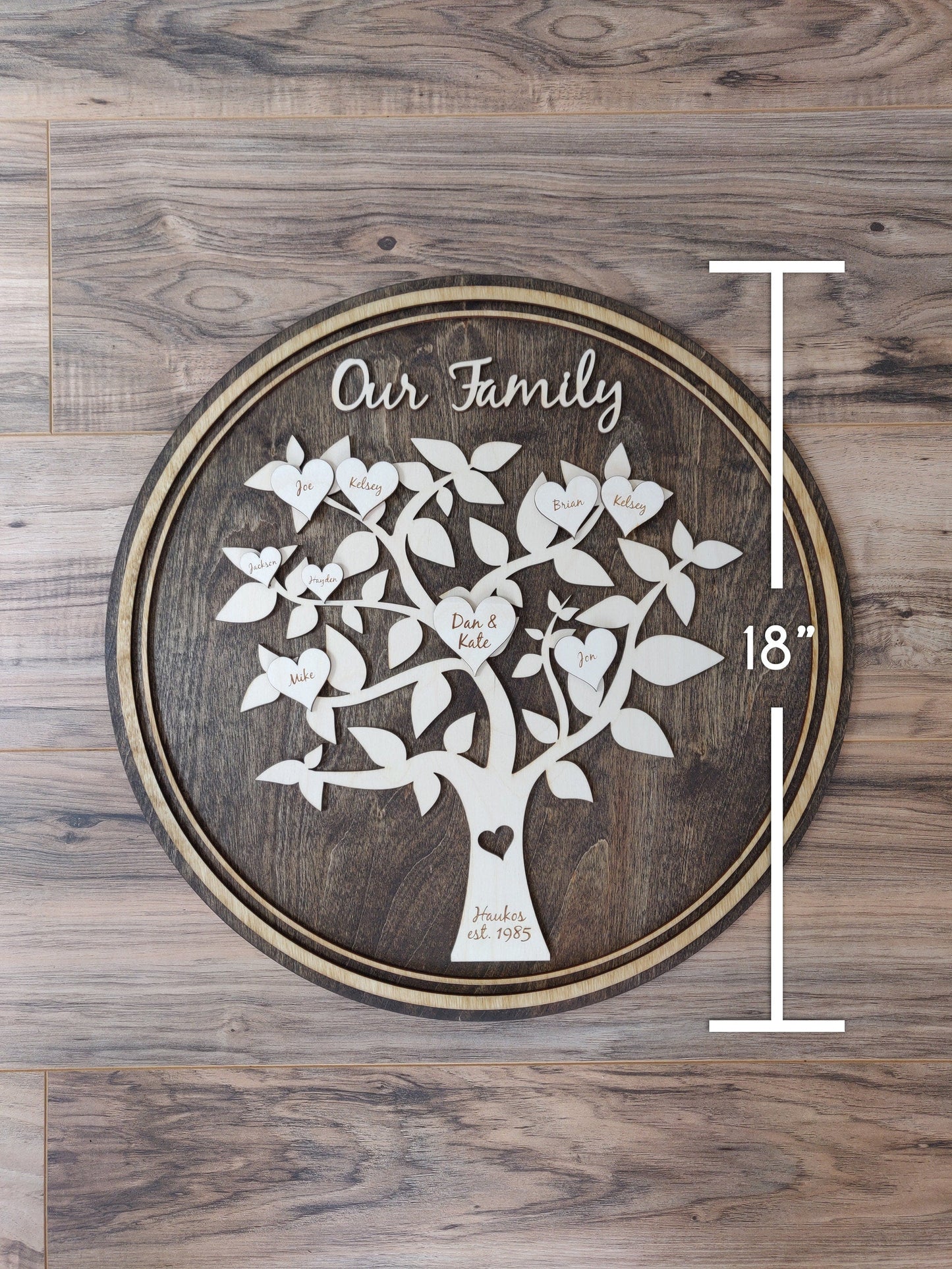 Personalized Wooden Family Tree - Dreamy Custom