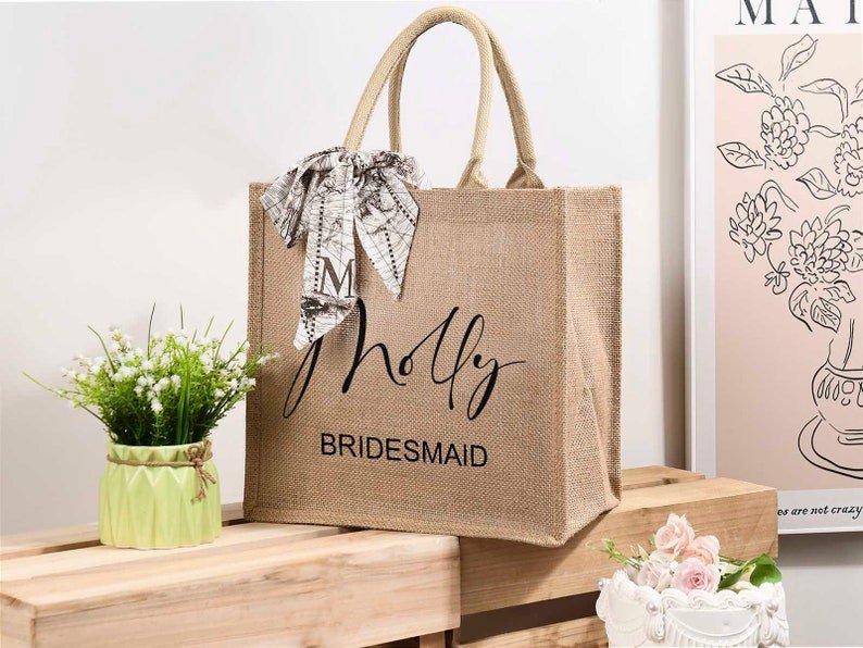 1.Customized Burlap Bridesmaid Tote Bag