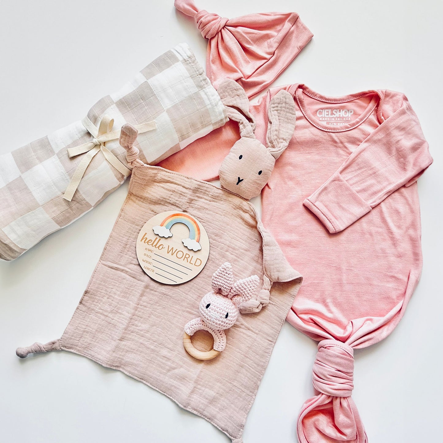 baby-shower-gift-box-pink-set