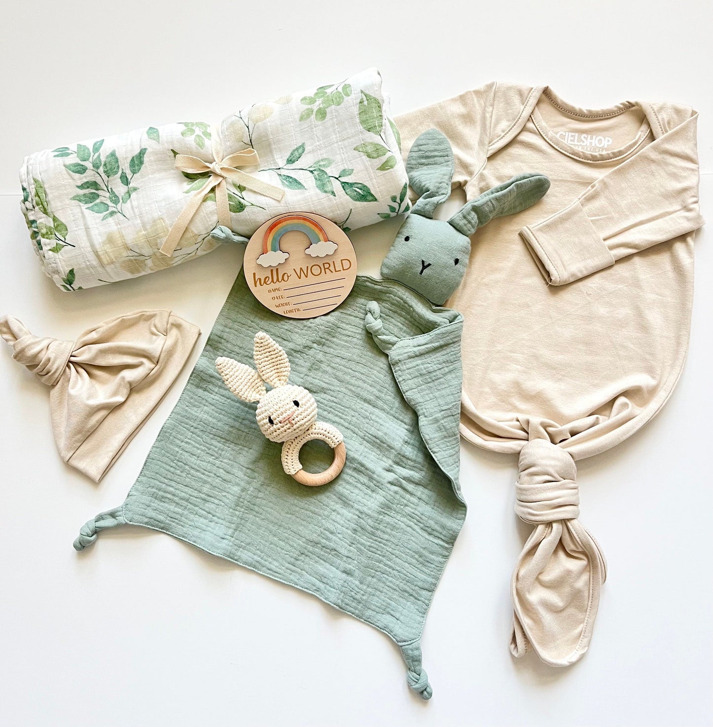baby-shower-gift-box-green-set