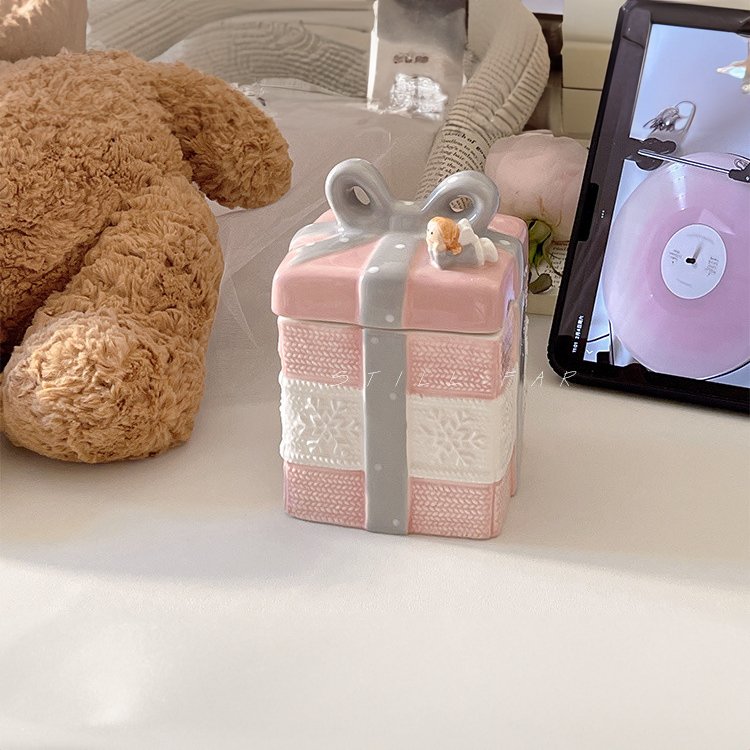Gift Box Shaped Candle