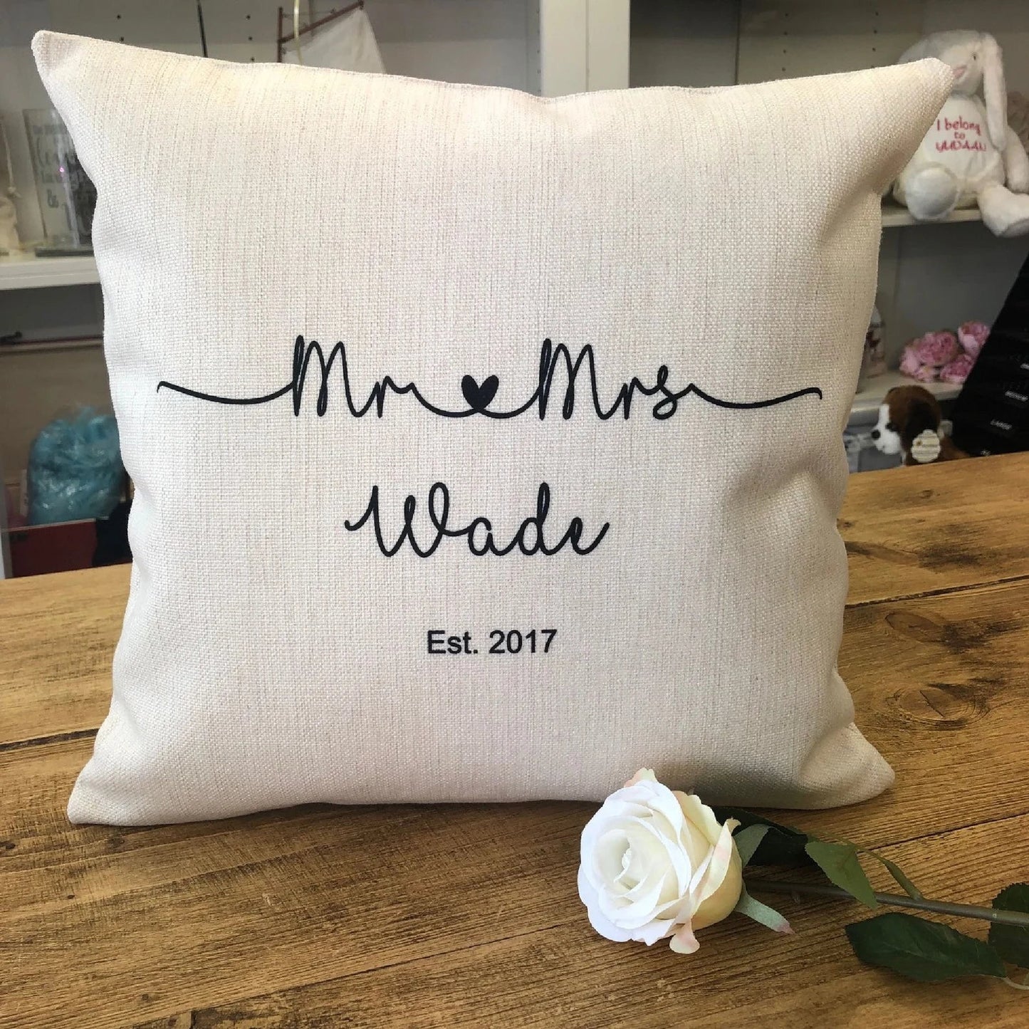 font-personalised-cushion