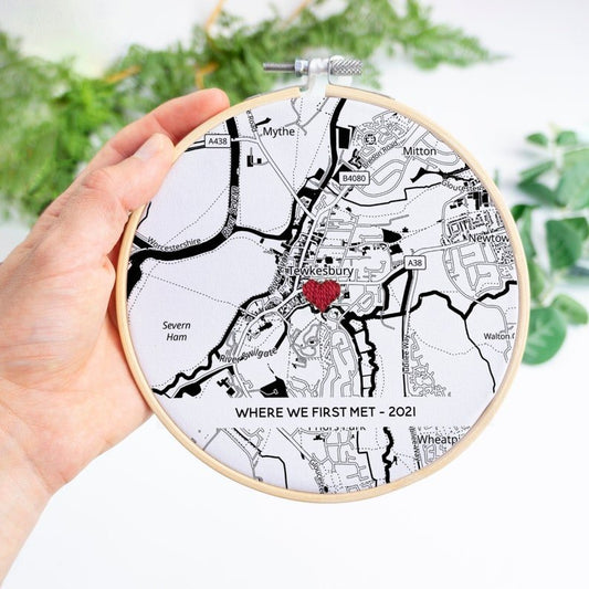 personalized-cotton-anniversary-embroidery-hoop-map