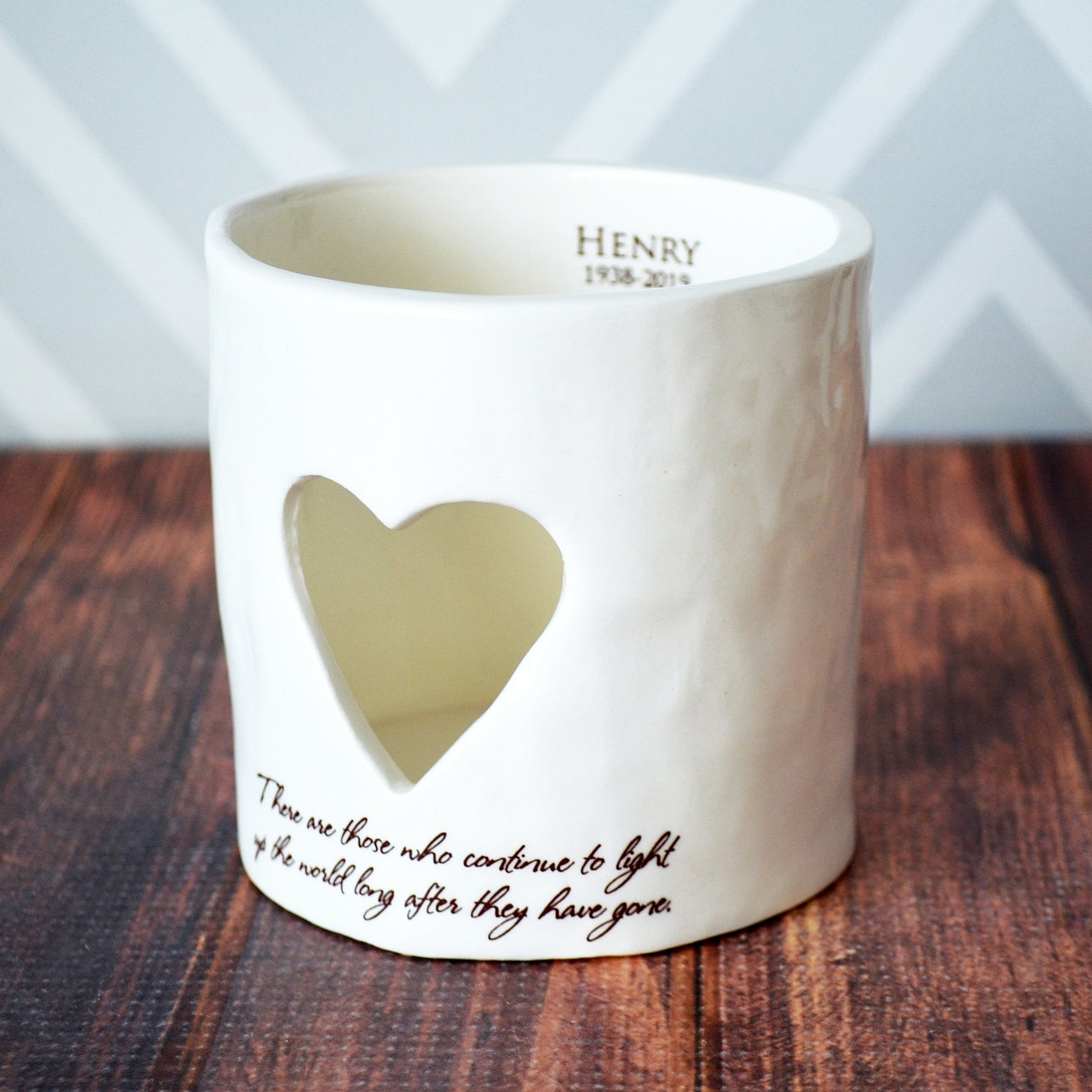 personalized-sympathy-heart-candle_2